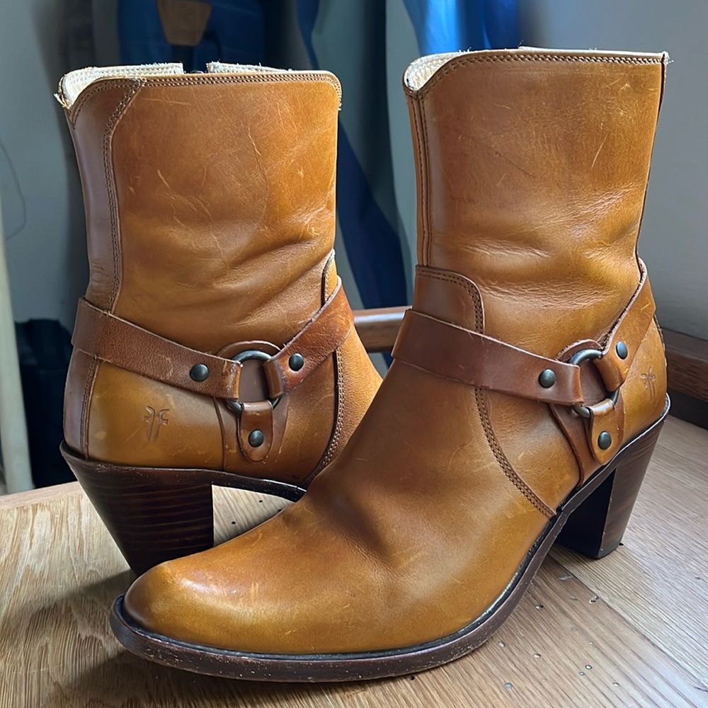 Authentic Frye Leather Short Boots